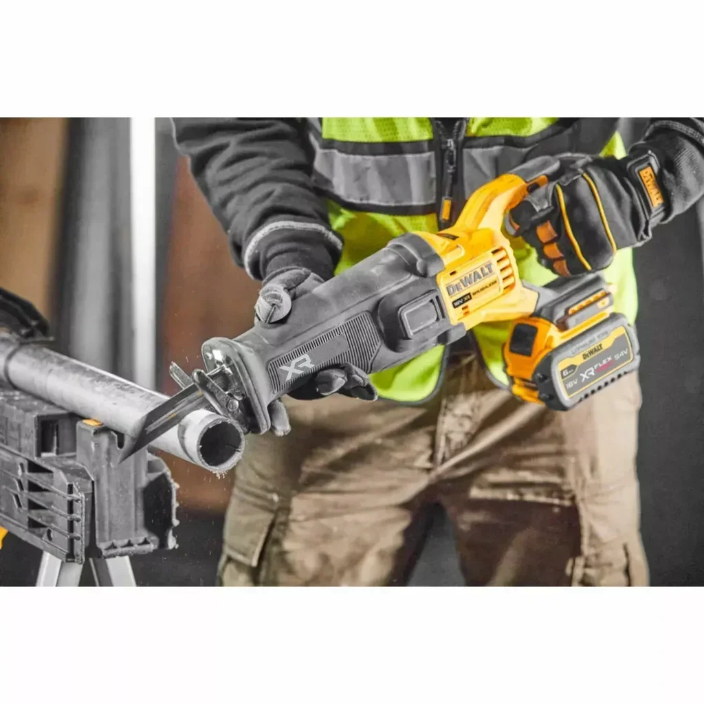 DEWALT DCS386NT-XJ 18V XR FLEXVOLT Advantage Bürstenlose Säbelsäge TSTAK Koffer