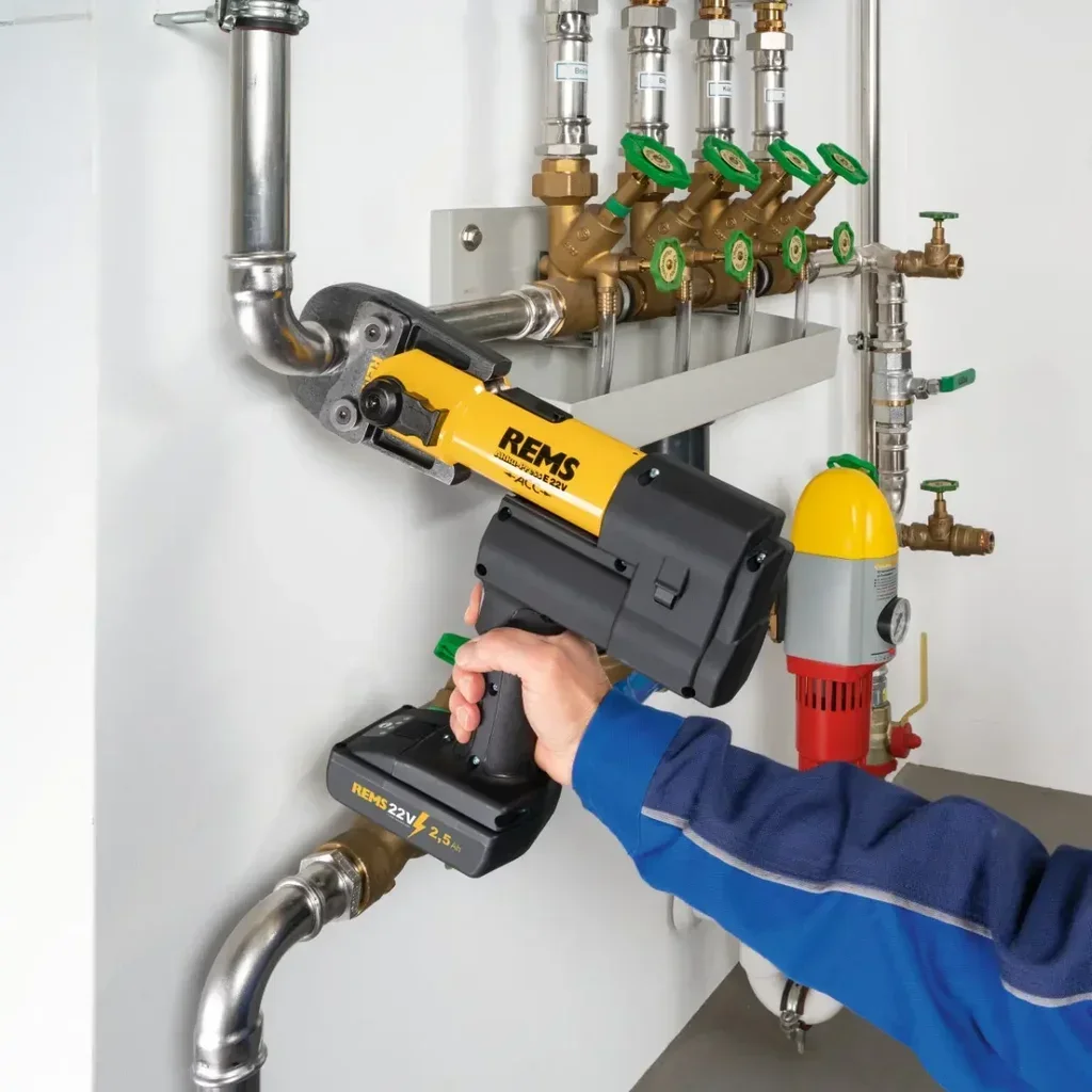 Sertisseuse radiale REMS Akku-Press E 22V 32kN sans fil coffret L-Boxx