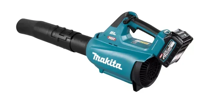 Souffleur batterie MAKITA 40V 13,3 m³ avec batterie 4Ah et chargeur