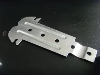 Suspensiones universales F47 F45 ISOTECH SU para techo metálico