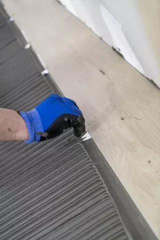 Sistema di Livellamento Piastrelle RUBI Cyclone 3mm 100 Distanziatori a Croce 300 Cunei