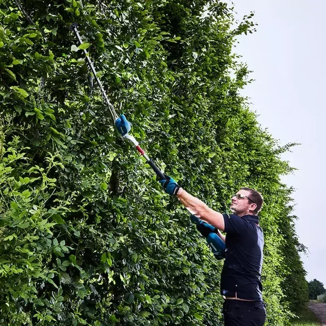 Taille-haie sur perche Makita DUN500WZ 18V LXT sans batterie - lame pivotante 115°