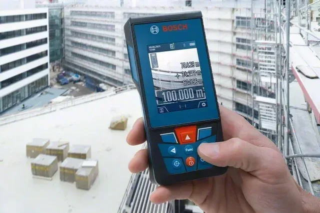 Bosch GLM 100-25 C Professional Laser Entfernungsmesser 100m Außen Digitaler Sucher