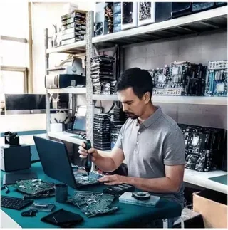 Tournevis électrique sans fil Bosch GO 2.0 avec embrayage mécanique et 25 embouts