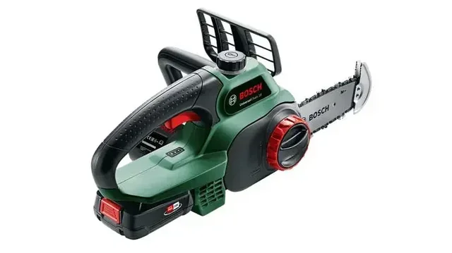 Bosch Universal Chain 18 Cordless Chainsaw - 18V 2.5 Ah Battery