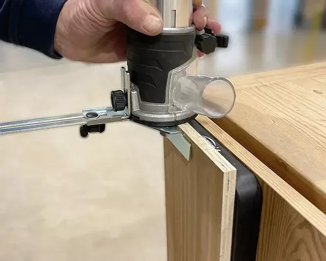 Virutex SVN250 - Pneumatic Wood Vacuum Table - Professional Vacuum System