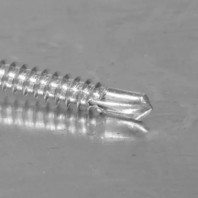 Vis autoperceuse tête cylindrique TX Ø4,8x38mm acier zingué blanc SCELL-IT - Boîte 500