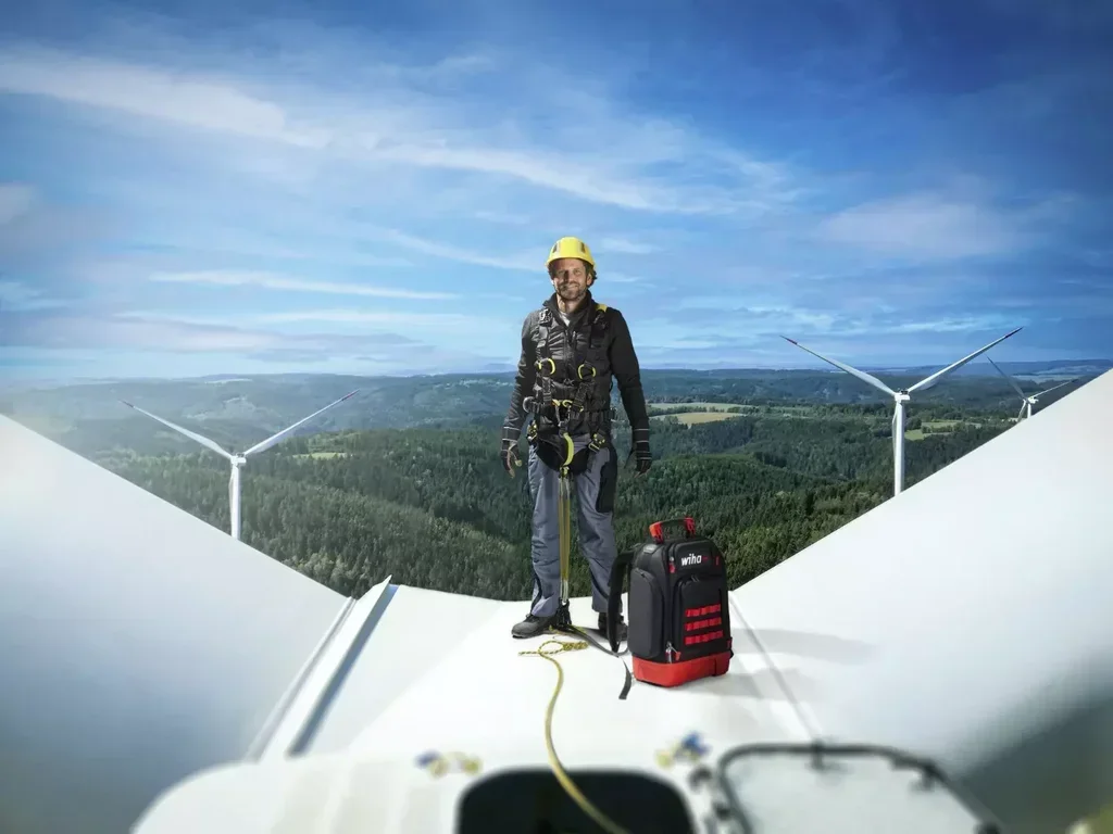 Sac à dos outils Wiha 45529 - 41 pièces pour mécanicien professionnel