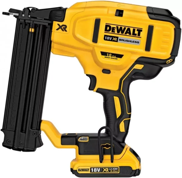Cloueur de finition 18V – DEWALT – 2 batteries 18V 2.0Ah + chargeur + coffret – DCN680D2